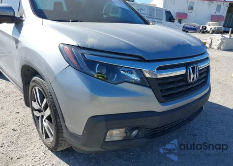 2017 Honda Ridgeline Rtl-T из США, поврежденный, VIN 5FPYK2F62HB002146